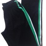 <ul> <li><strong>מכנסי קפוארה</strong> ואימון - גם במידות ילדים!</li> <li>צבע שחור עם פס ירוק ופס לבן בצדדים.</li> <li>גזרה צרה.</li> <li>גומי במותן +שרוך פנימי לכוונון רוחב +כיס אחורי.</li> <li>בד הלנקה איכותי וגמיש, דוחה זעה.</li> <li>מבוקשים מאוד גם על ידי אקרובטים וספורטאים אחרים</li> <li>מיוצרים בישראל</li> </ul>